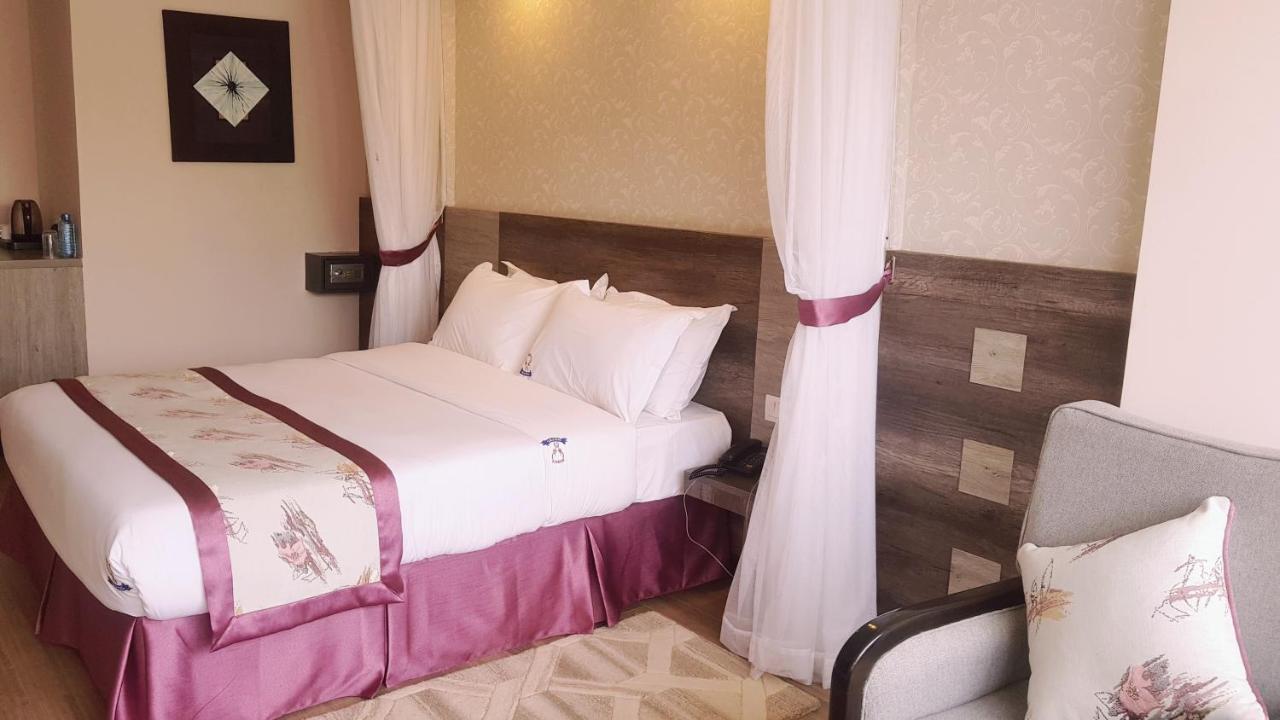 Merica Hotel Nakuru Extérieur photo