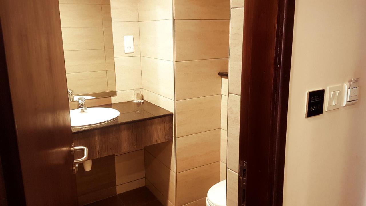 Merica Hotel Nakuru Extérieur photo