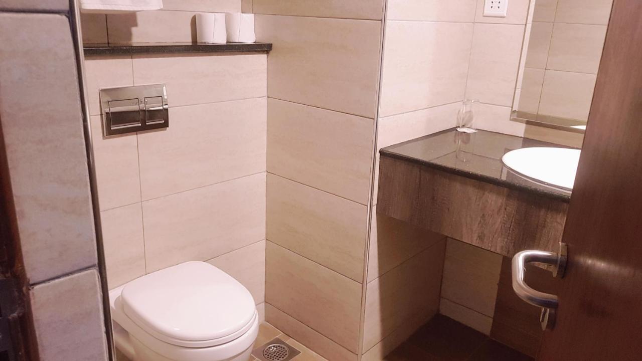 Merica Hotel Nakuru Extérieur photo