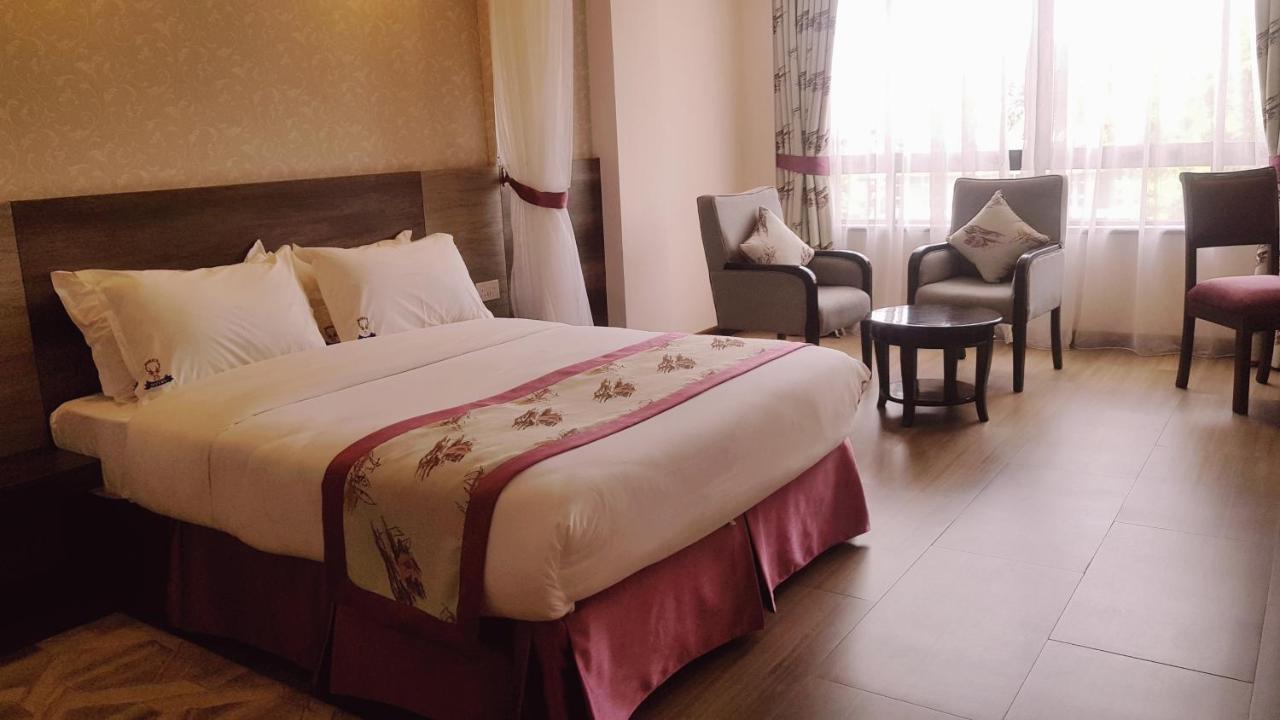 Merica Hotel Nakuru Extérieur photo